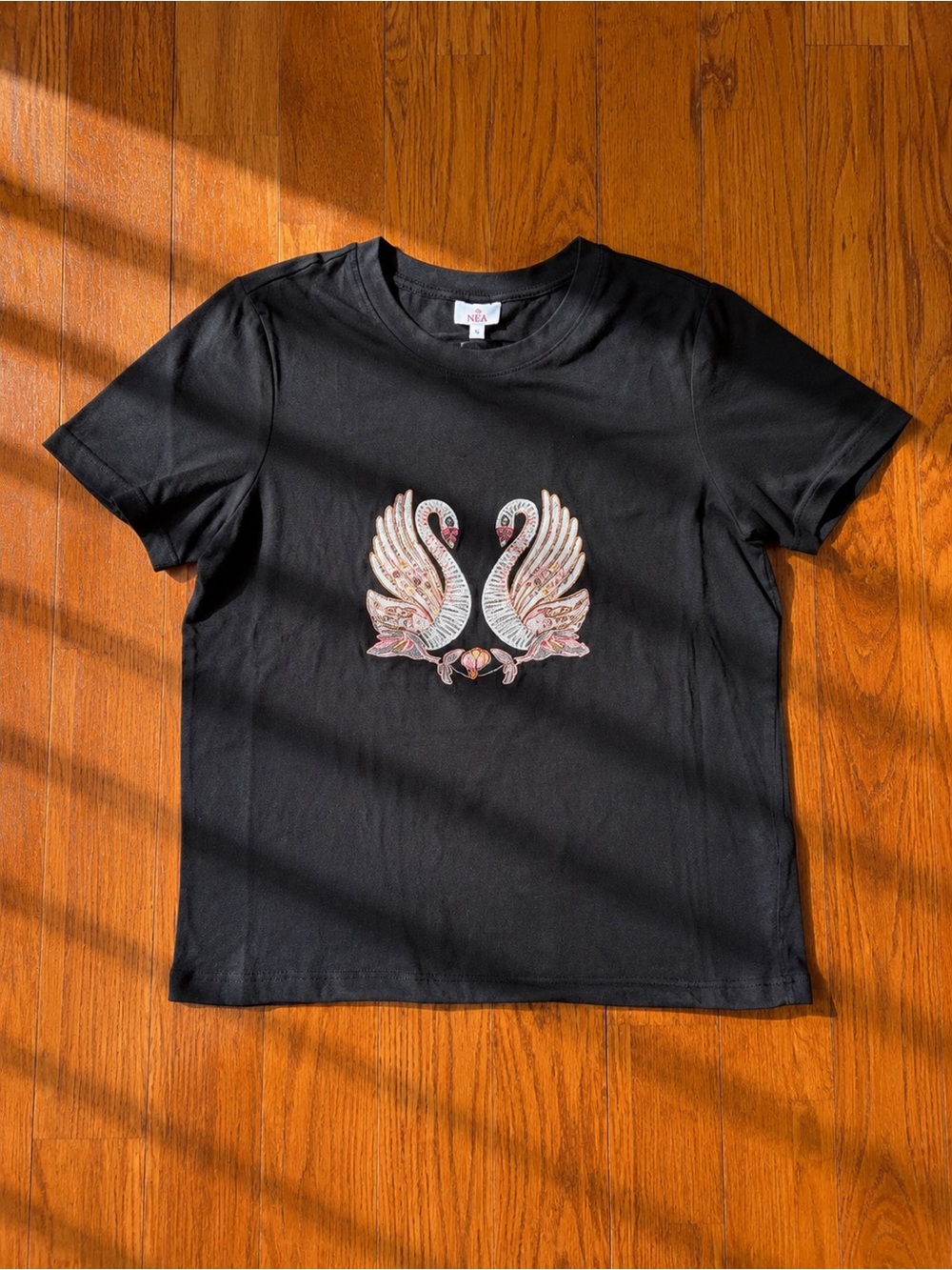 Niza Black Hand-Beaded and Embroidered Swan Graphic Short Sleeve Tee Sz XL NWT